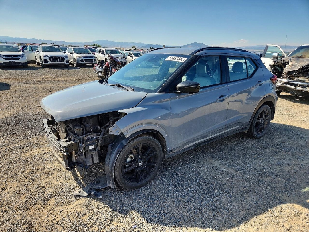 منظر 2021 NISSAN KICKS SR، زاوية 1