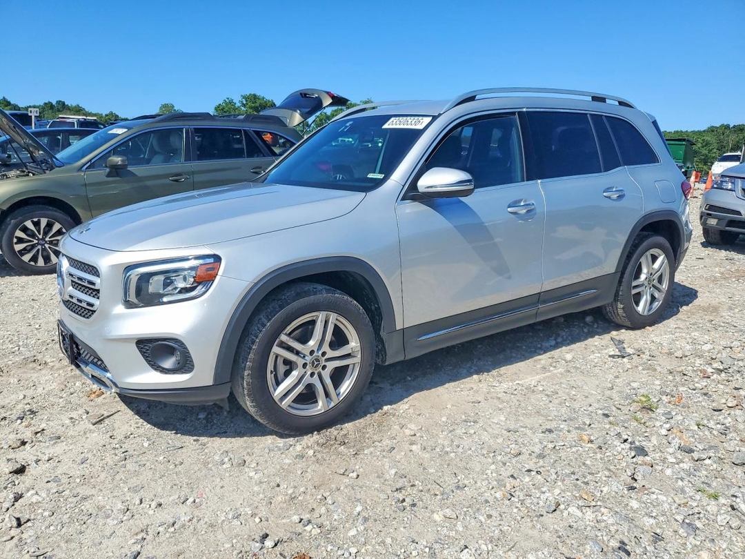 منظر 2020 MERCEDES-BENZ GLB 250 4MATIC، زاوية 1
