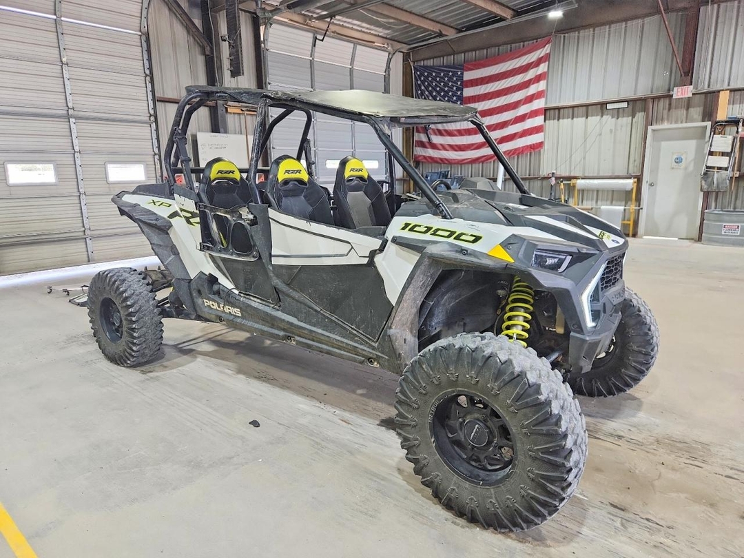 Vue de 2021 POLARIS RZR XP 1000 R UTILITY VEHICLE, angle 1