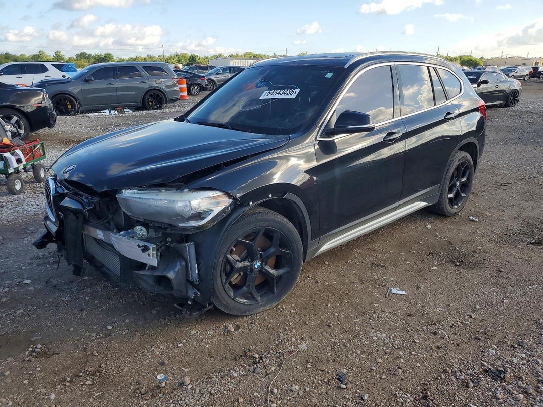 Vue de 2019 BMW X1 SDRIVE28I, angle 1