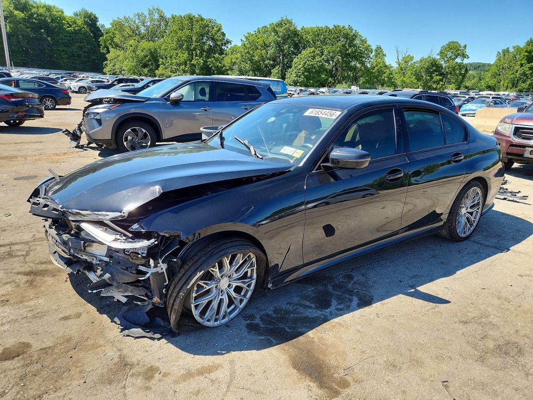 Вид 2021 BMW M340XI, угол 1