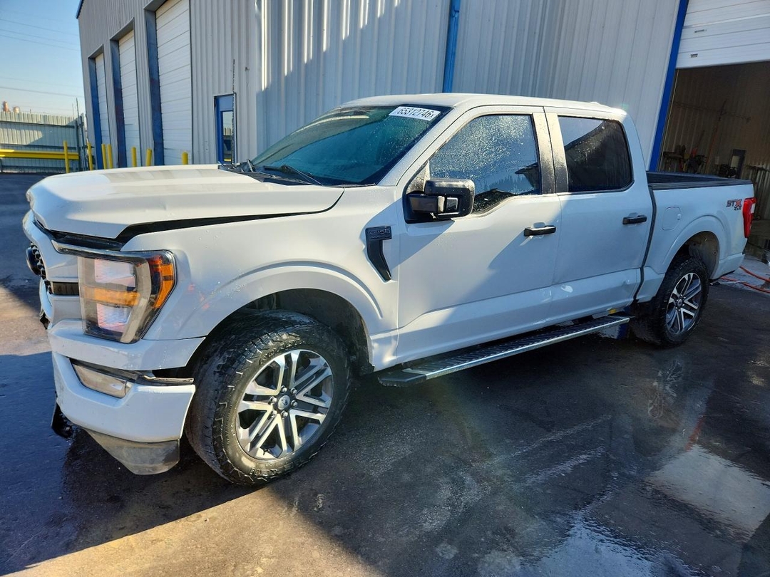 Vue de 2023 FORD F150 SUPERCREW, angle 1