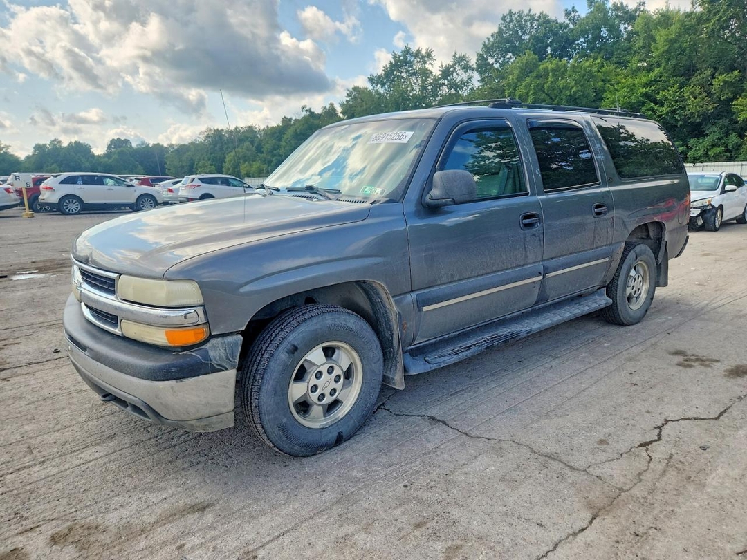 Вид 2001 CHEVROLET SUBURBAN K1500, угол 1