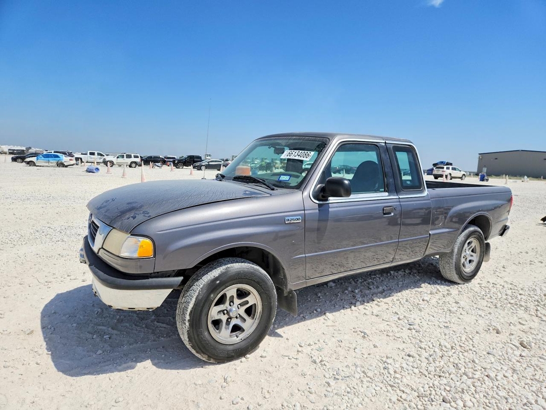 منظر 2000 MAZDA B2500 CAB PLUS، زاوية 1
