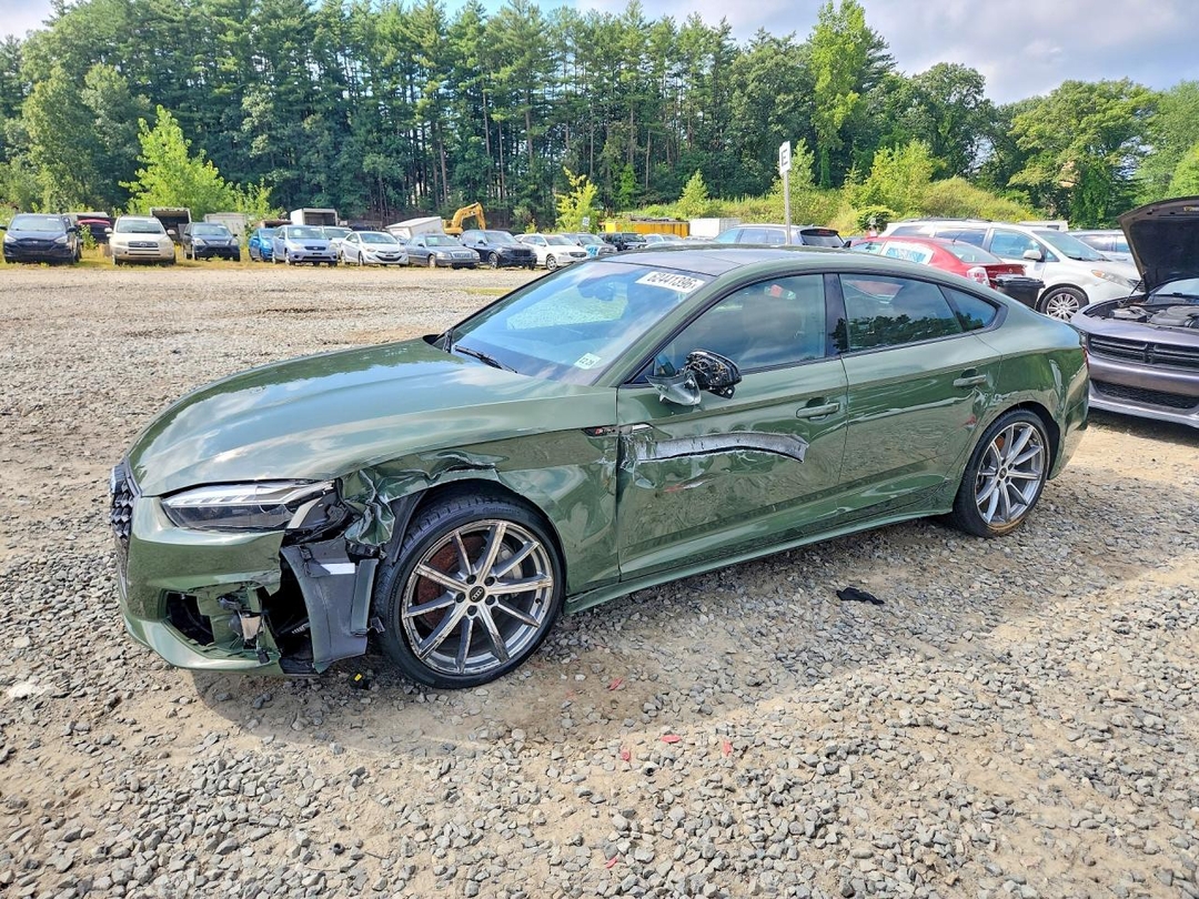 Vue de 2025 AUDI A5 PREMIUM 45, angle 1
