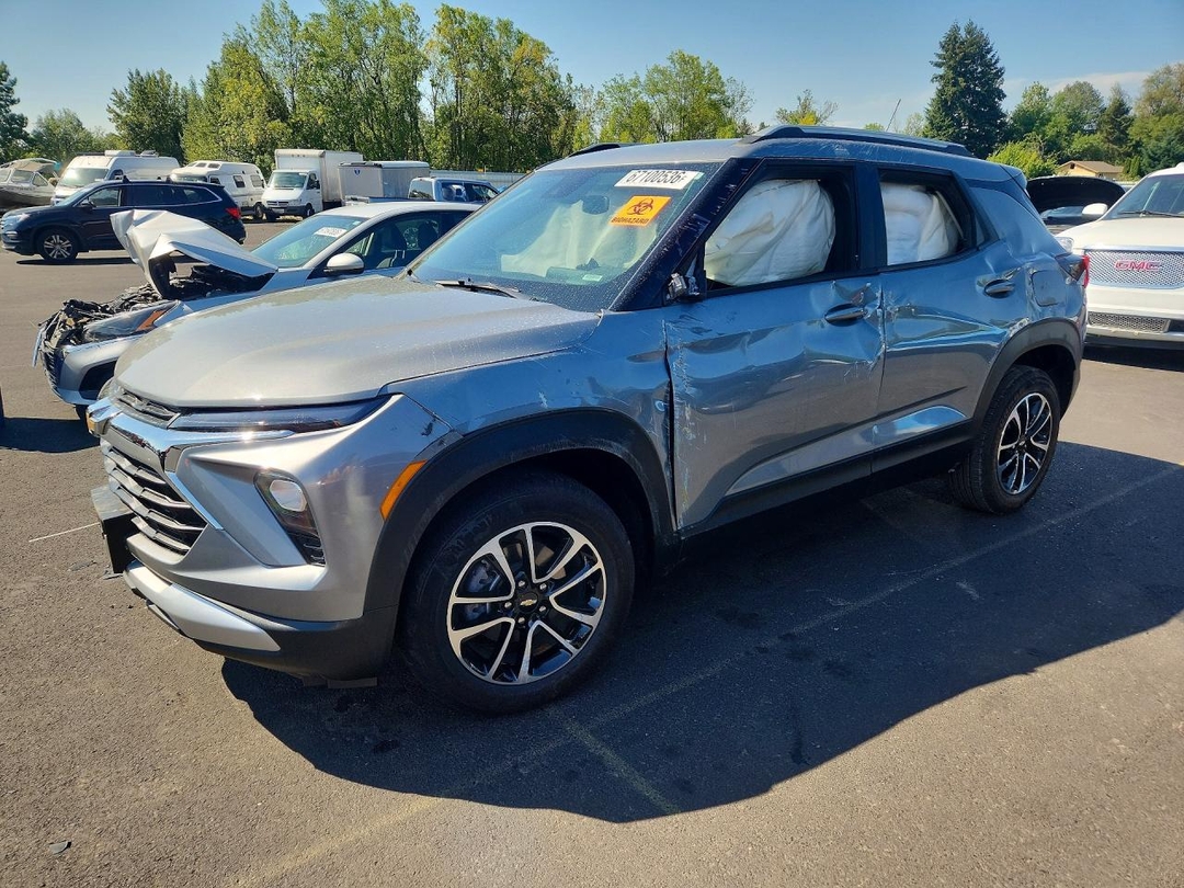 Vista de 2025 CHEVROLET TRAILBLAZER LT, ángulo 1