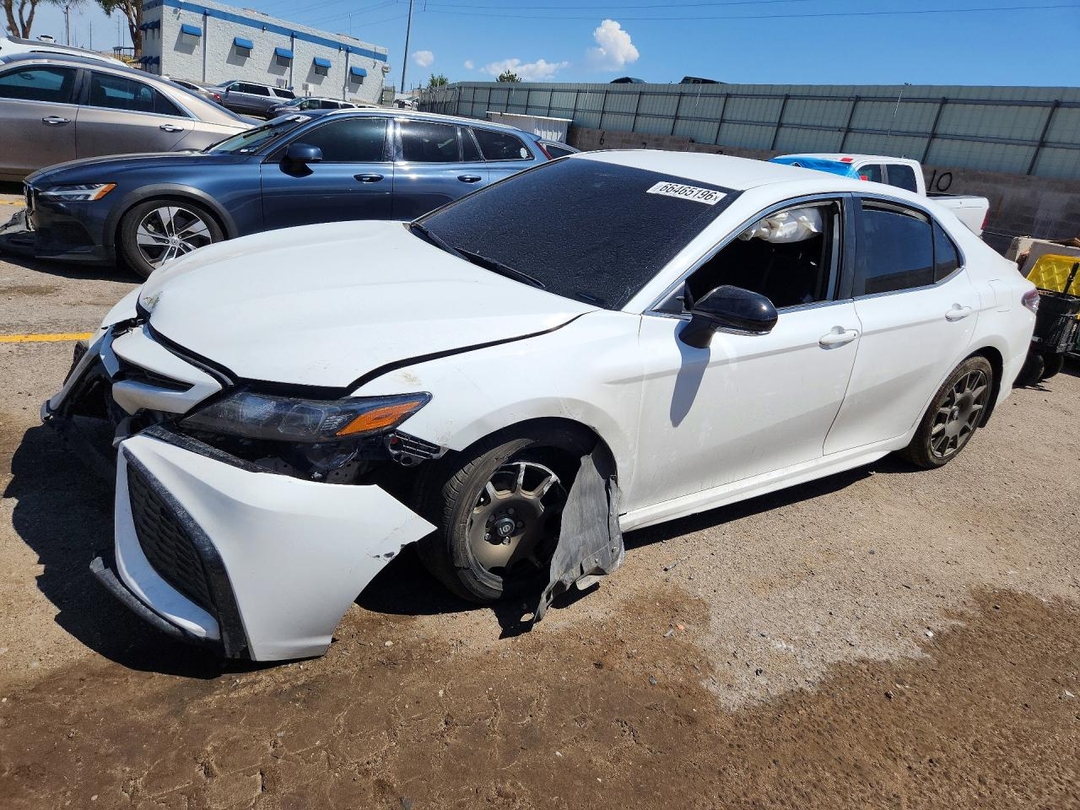 منظر 2023 TOYOTA CAMRY SE، زاوية 1
