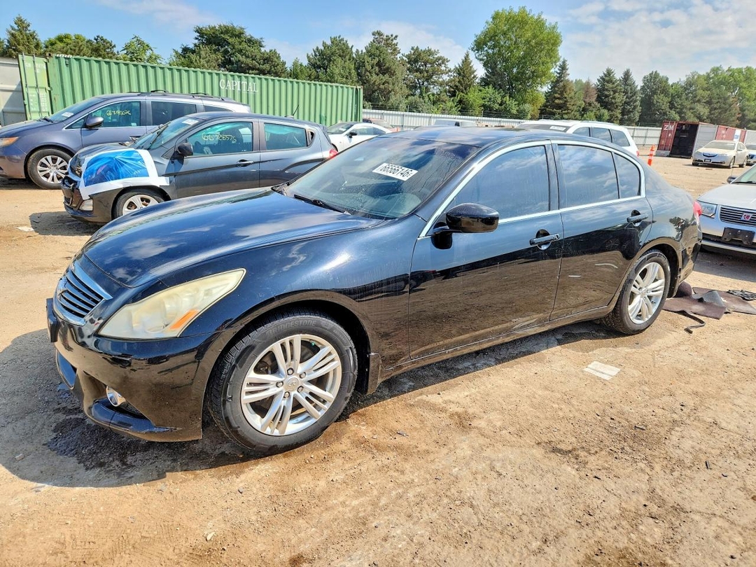 Вид 2012 INFINITI G37 SEDAN X, угол 1