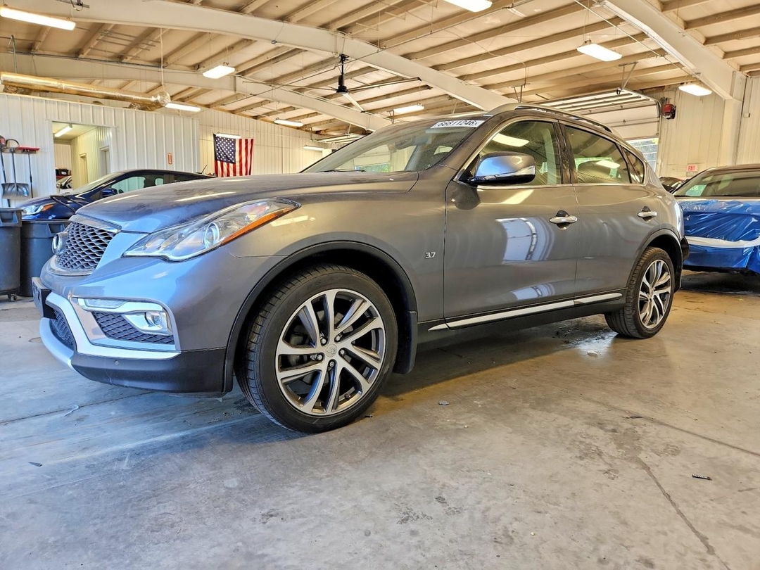 منظر 2016 INFINITI QX50 BASE، زاوية 1