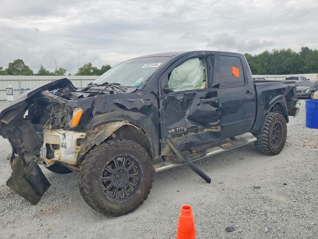 منظر 2012 NISSAN TITAN SV، زاوية 1