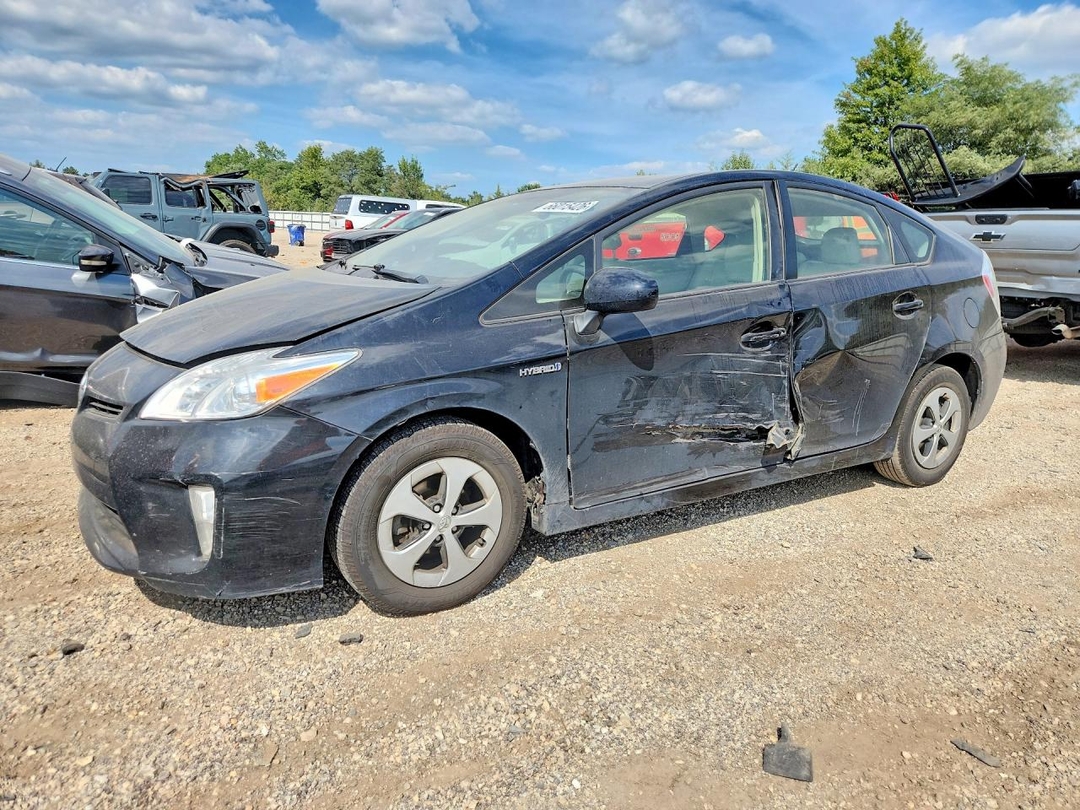 Vista de 2014 TOYOTA PRIUS TWO, ángulo 1