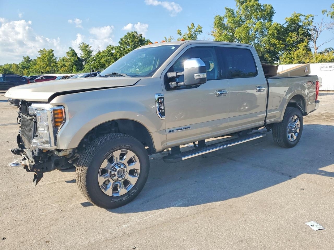 Vista de 2018 FORD F350 SUPER DUTY, ángulo 1