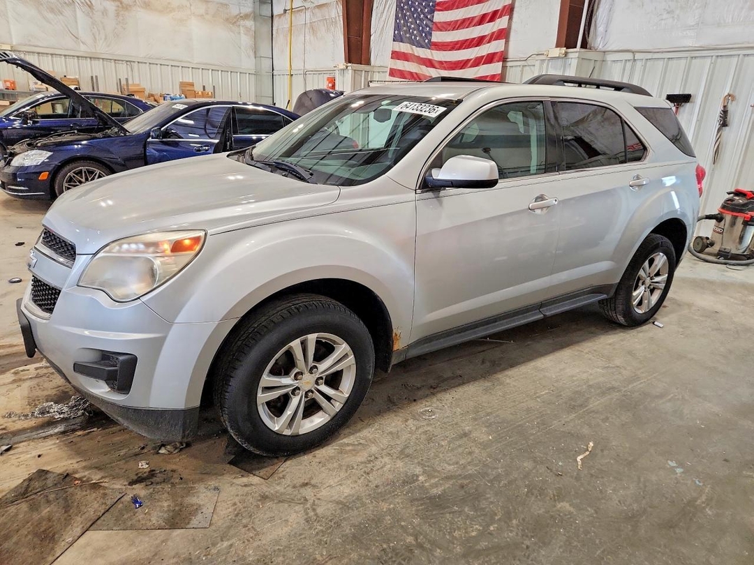 Вид 2013 CHEVROLET EQUINOX LT, угол 1