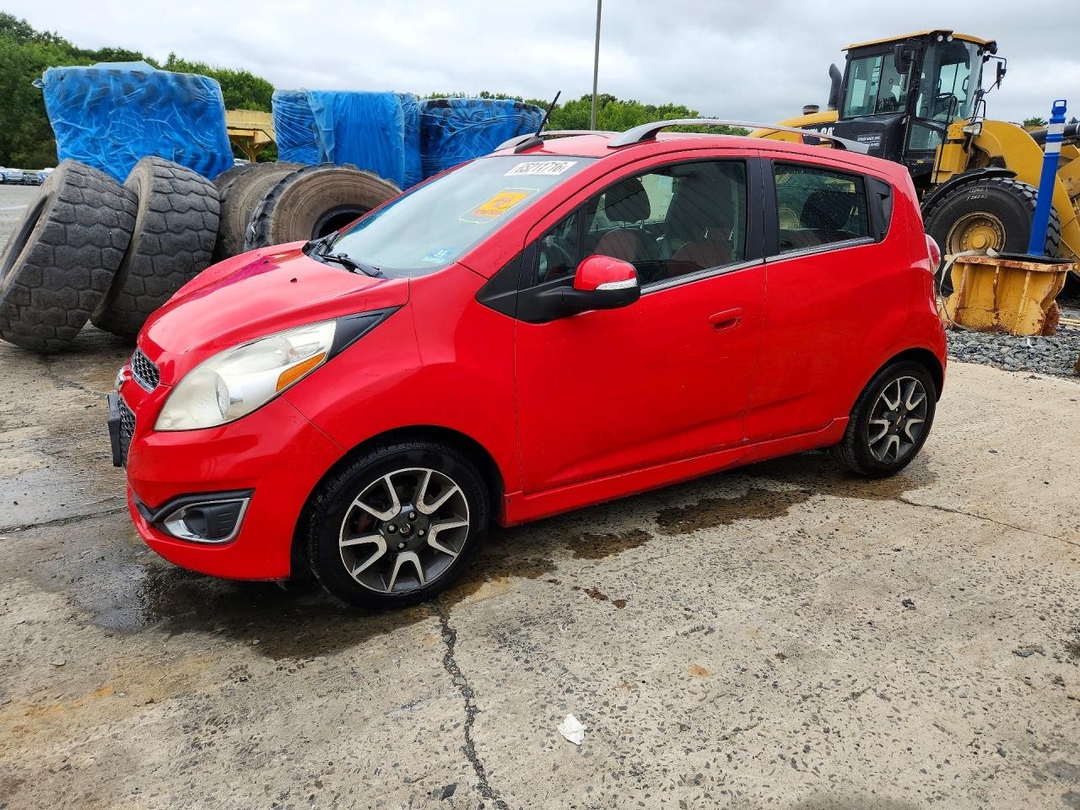 Вид 2014 CHEVROLET SPARK 2LT, угол 1