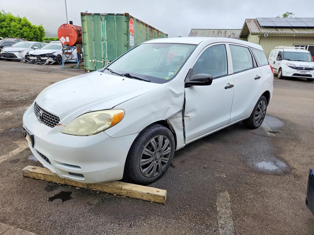 Vue de 2004 TOYOTA MATRIX BASE, angle 1