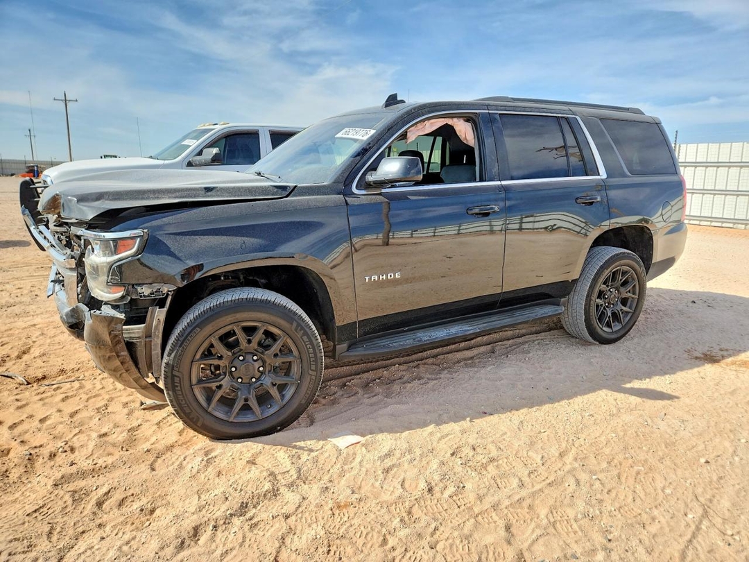 منظر 2019 CHEVROLET TAHOE C1500 LT، زاوية 1