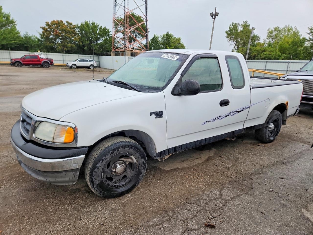 Вид 2003 FORD F150, угол 1