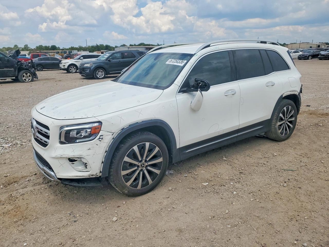 منظر 2020 MERCEDES-BENZ GLB 250، زاوية 1