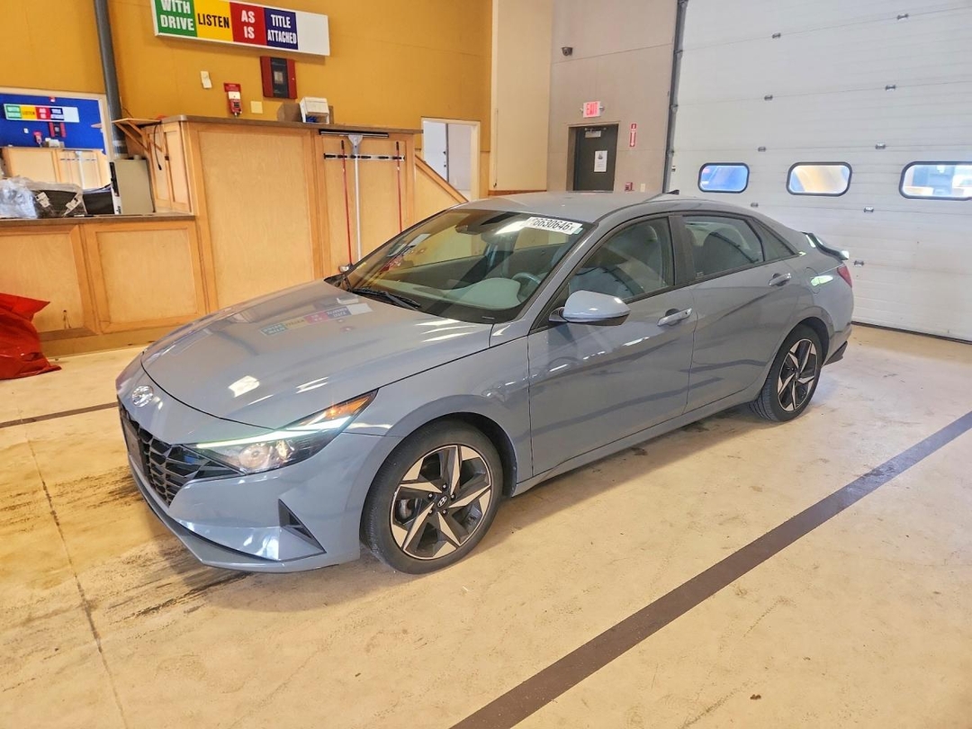 منظر 2023 HYUNDAI ELANTRA SEL، زاوية 1