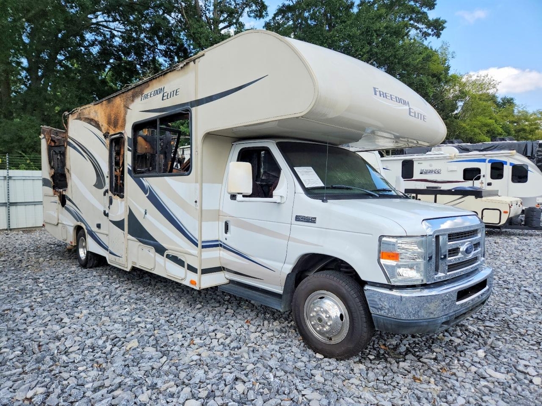 Vista de 2014 FREEDOM ELITE RV, ángulo 1