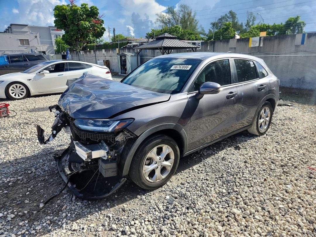 Vista de 2025 HONDA HR-V LX, ángulo 1