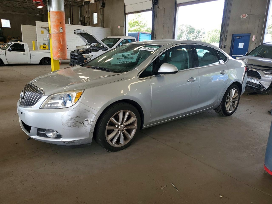 Vue de 2015 BUICK VERANO CONVENIENCE, angle 1