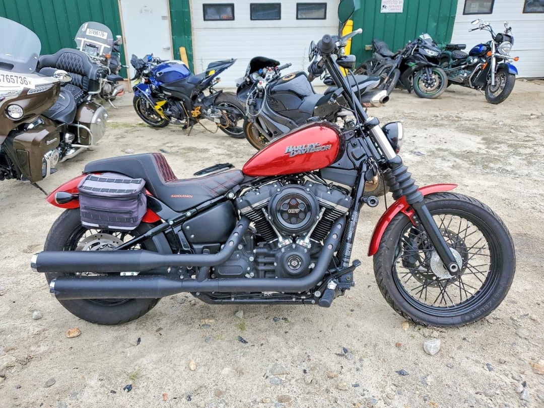 منظر 2018 HARLEY-DAVIDSON FXBB STREET BOB، زاوية 1