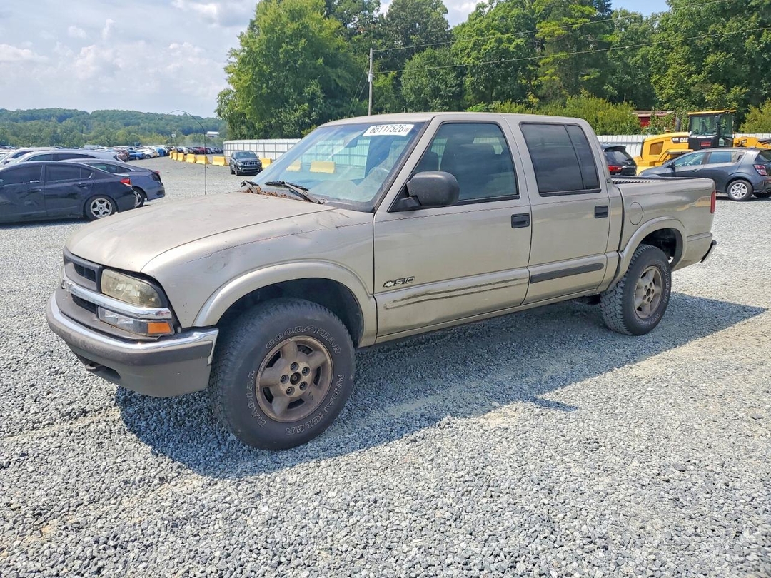Vue de 2002 CHEVROLET S TRUCK S10, angle 1