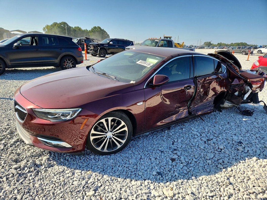Vue de 2020 BUICK REGAL ESSENCE, angle 1