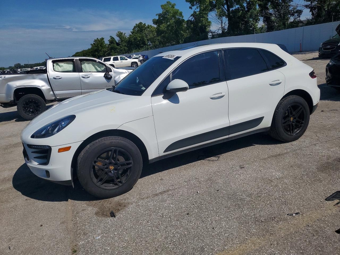 Вид 2018 PORSCHE MACAN, угол 1