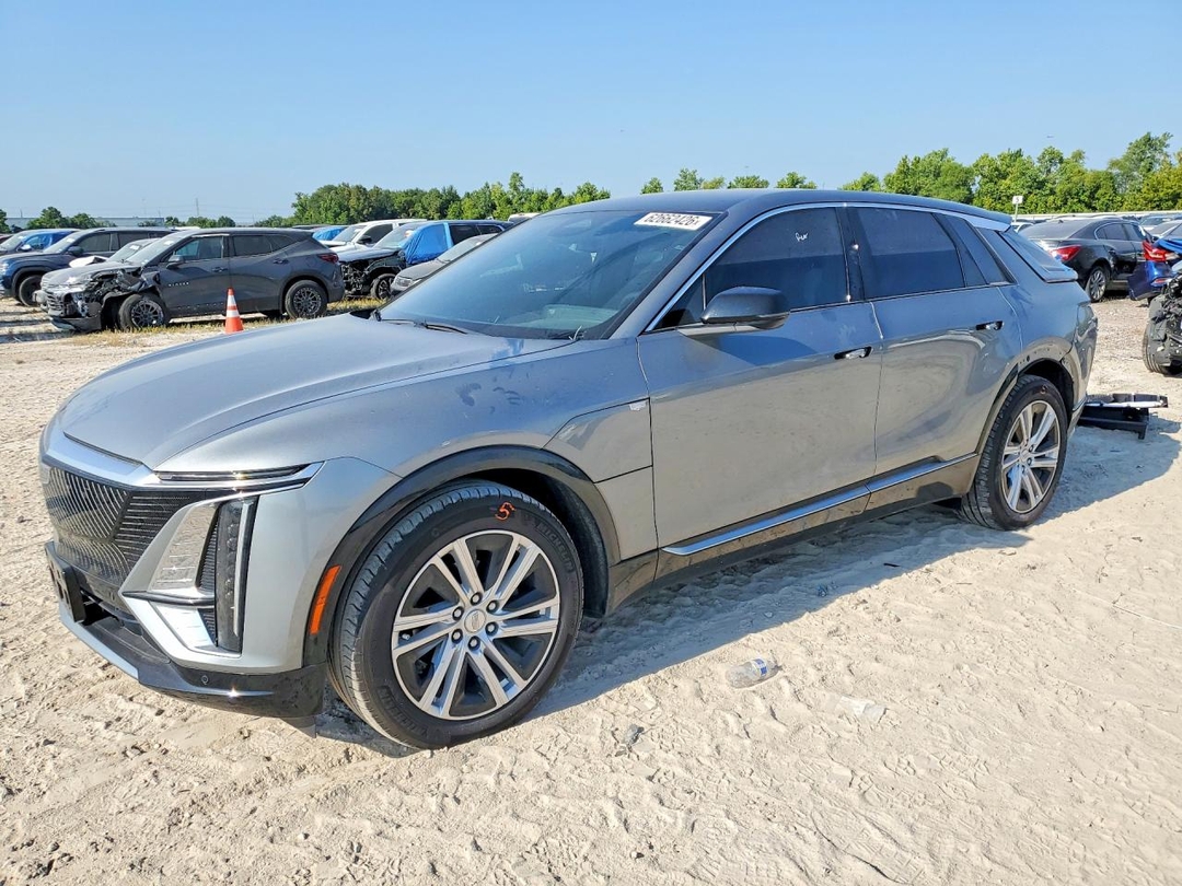 Vue de 2024 CADILLAC LYRIQ TECH, angle 1
