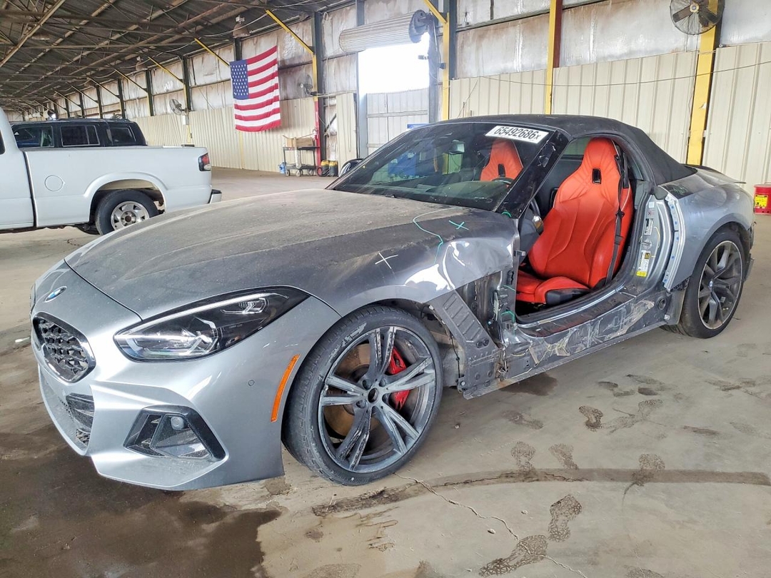 Вид 2023 BMW Z4 M40I, угол 1