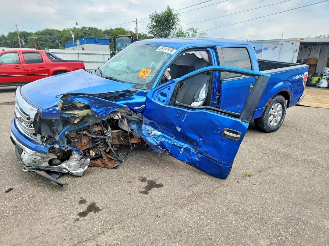 منظر 2013 FORD F150 SUPERCREW، زاوية 1
