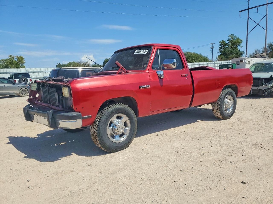 Vue de 1993 DODGE D-SERIES D200, angle 1