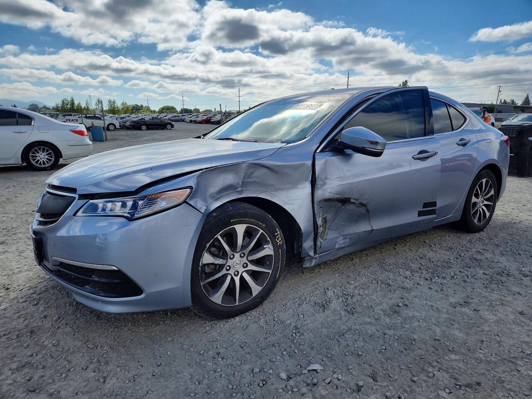 Vue de 2015 ACURA TLX TECH, angle 1