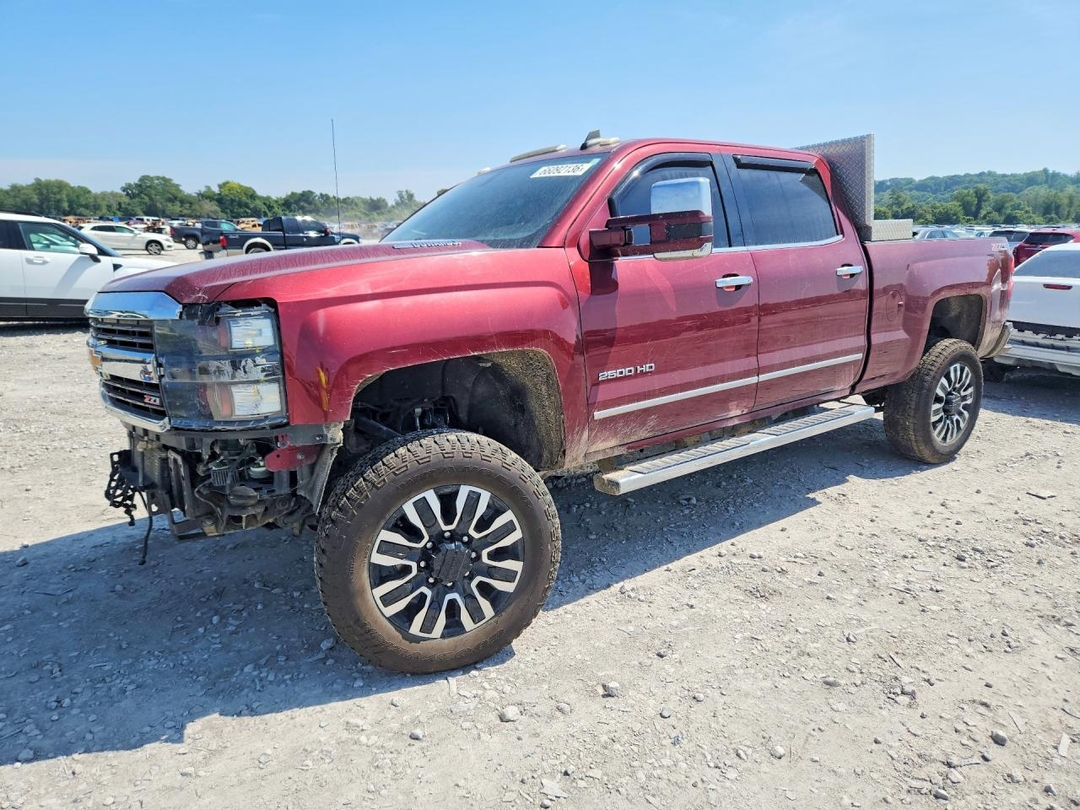 Vue de 2015 CHEVROLET SILVERADO K2500 HEAVY DUTY LTZ, angle 1