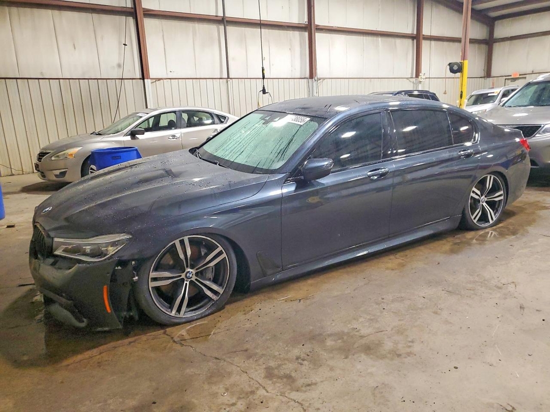 Vedere 2016 BMW 750 I, unghi 1