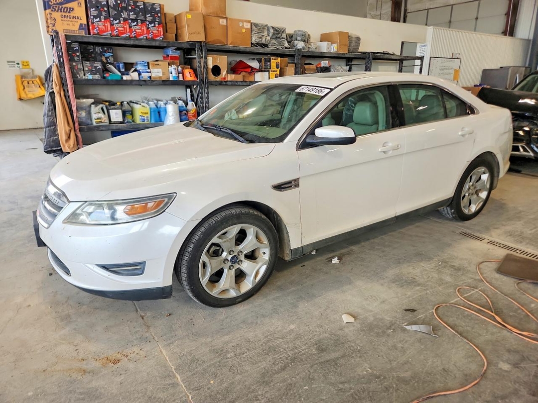 Vista de 2011 FORD TAURUS SEL, ángulo 1