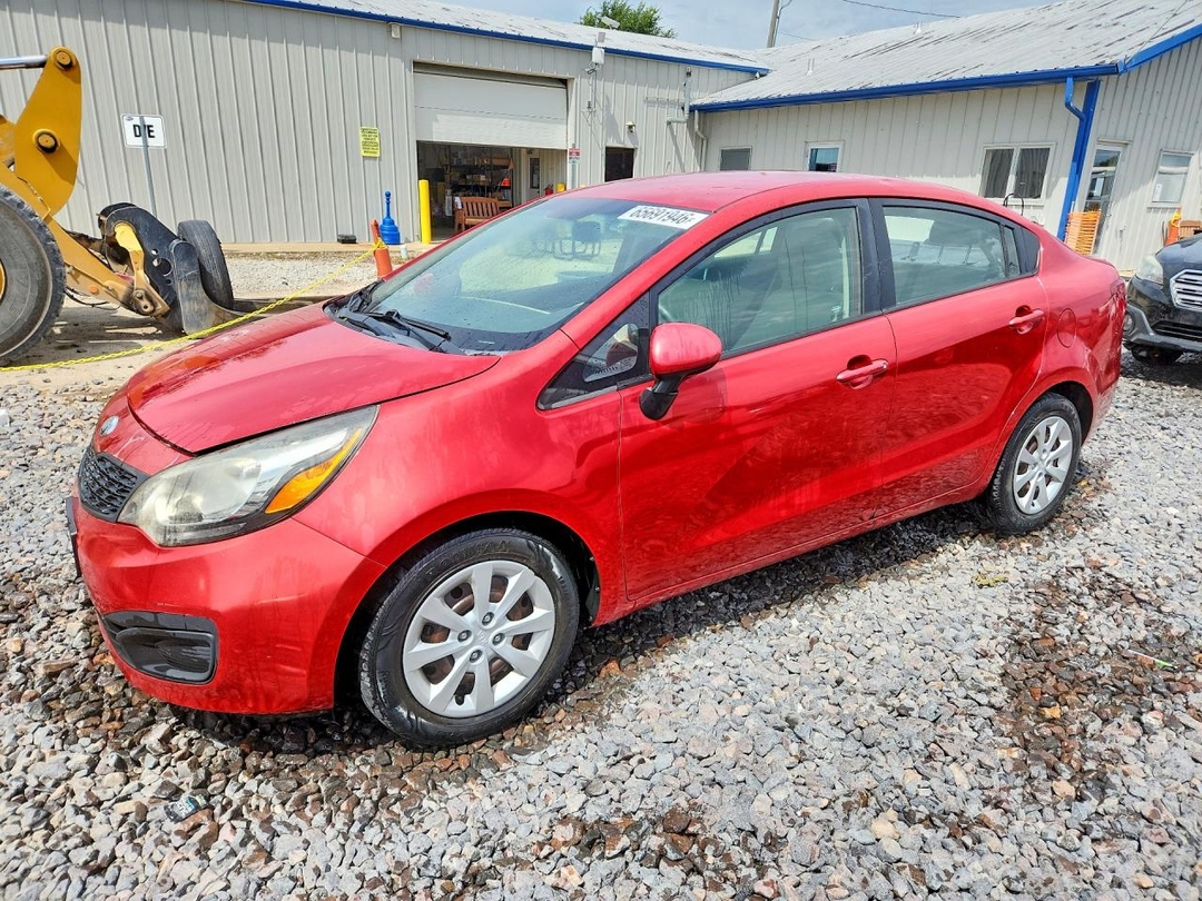 Vista de 2013 KIA RIO LX, ángulo 1