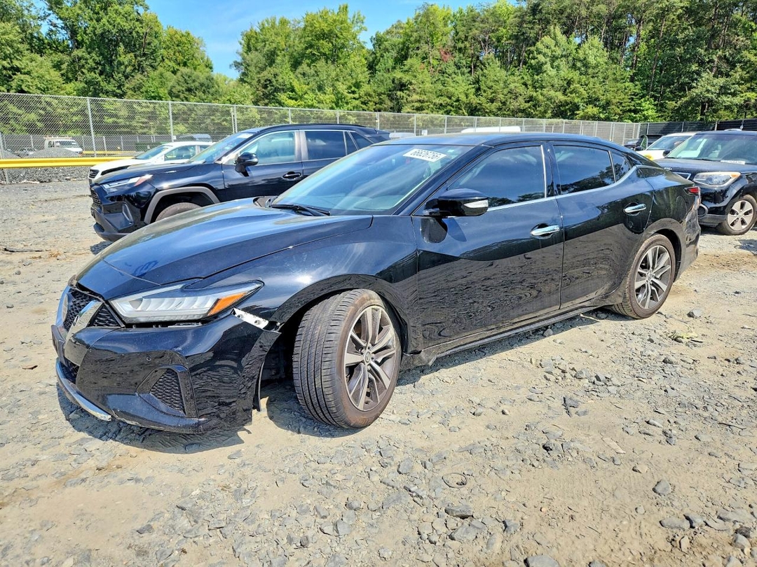 Вид 2020 NISSAN MAXIMA SL, угол 1