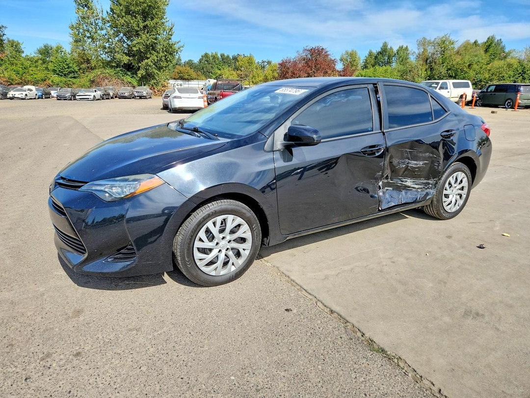 منظر 2018 TOYOTA COROLLA LE، زاوية 1
