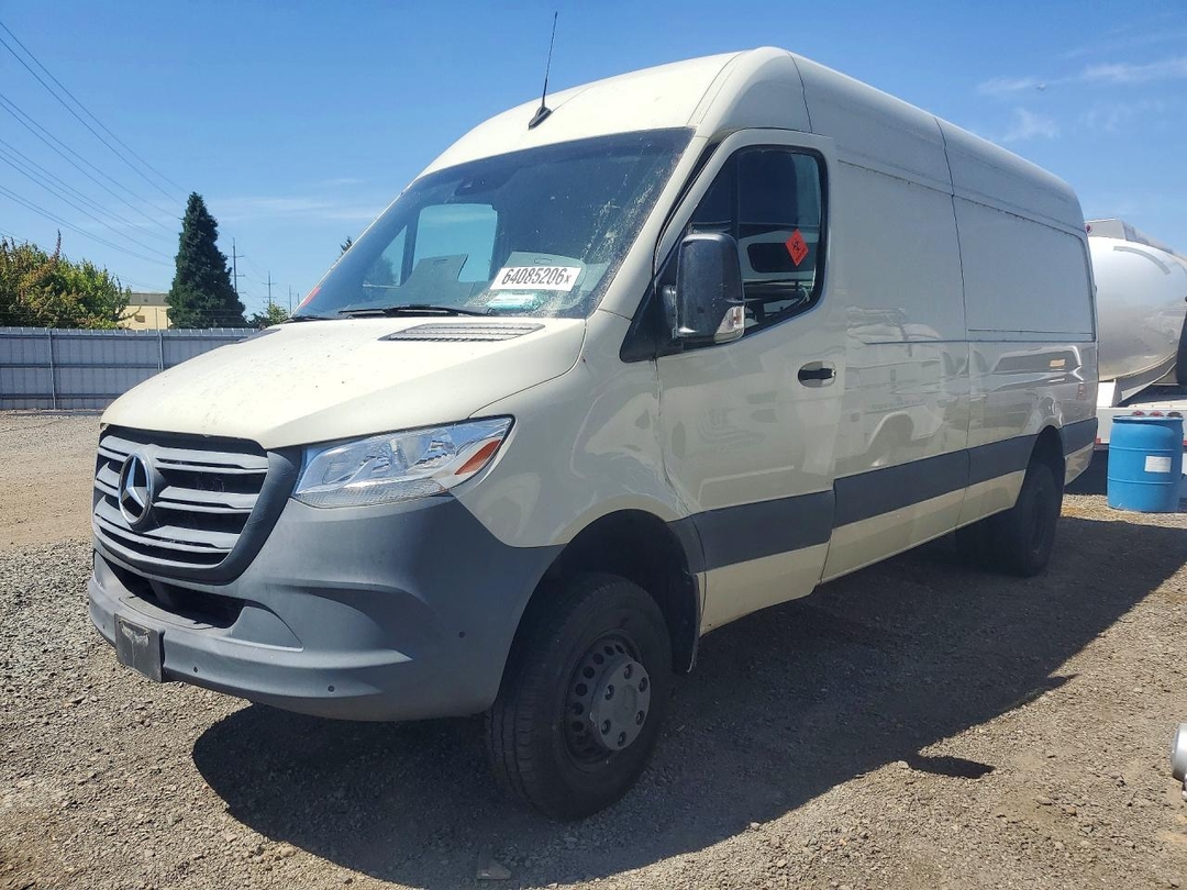منظر 2021 MERCEDES-BENZ SPRINTER 3500 XD DELIVERY VAN، زاوية 1