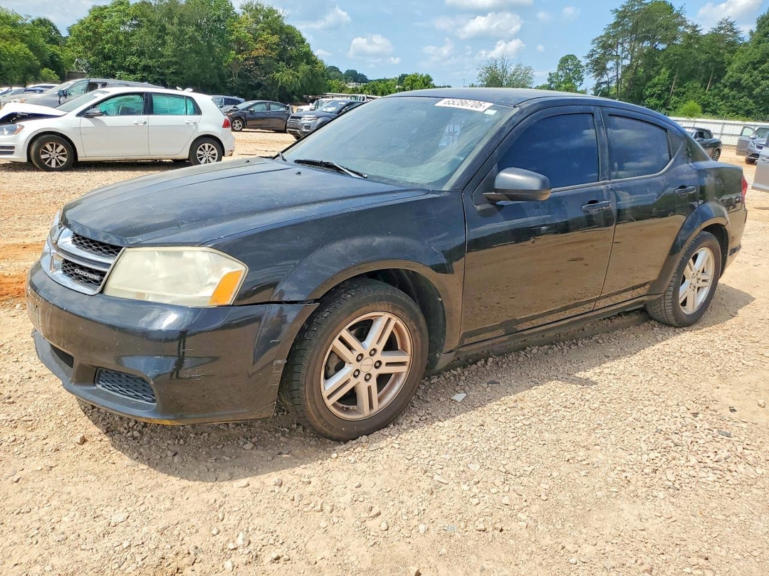 منظر 2012 DODGE AVENGER SXT، زاوية 1