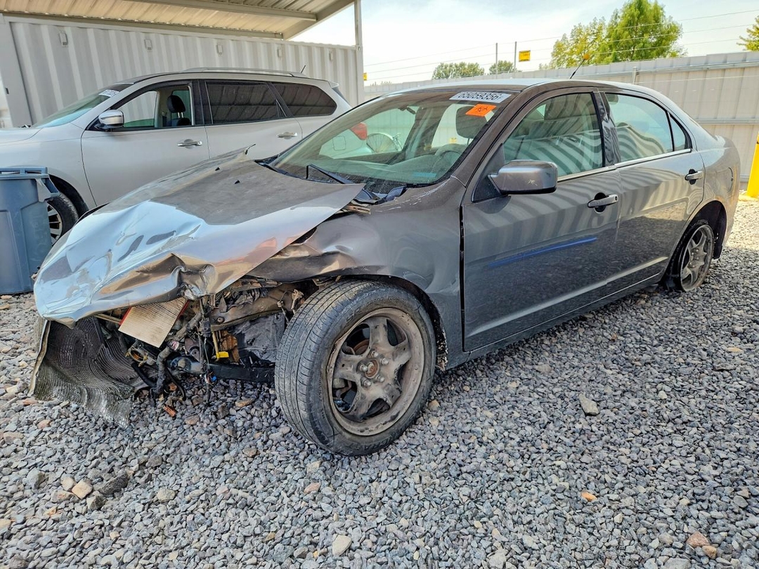 Вид 2010 FORD FUSION SE, угол 1