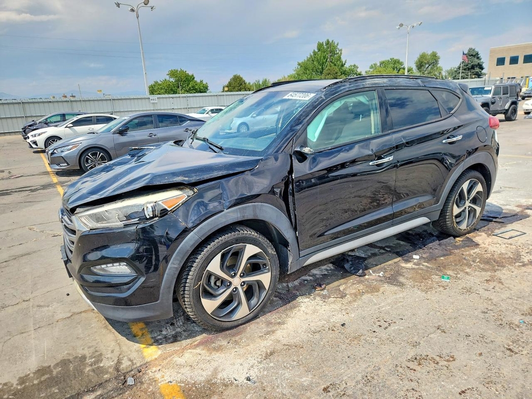 Vue de 2017 HYUNDAI TUCSON LIMITED, angle 1