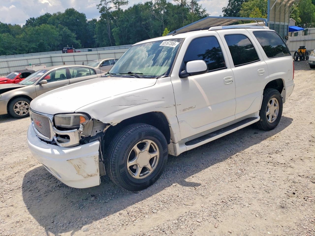 منظر 2006 GMC YUKON DENALI، زاوية 1
