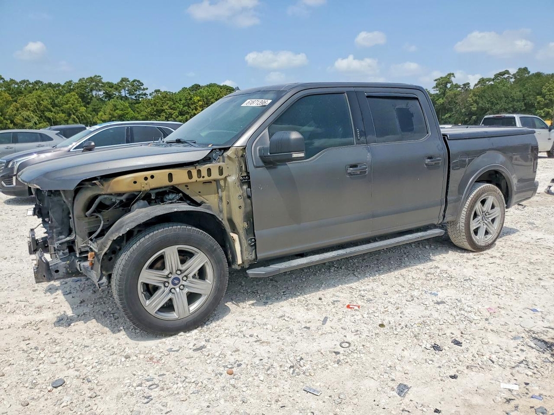Vue de 2018 FORD F150 SUPERCREW, angle 1