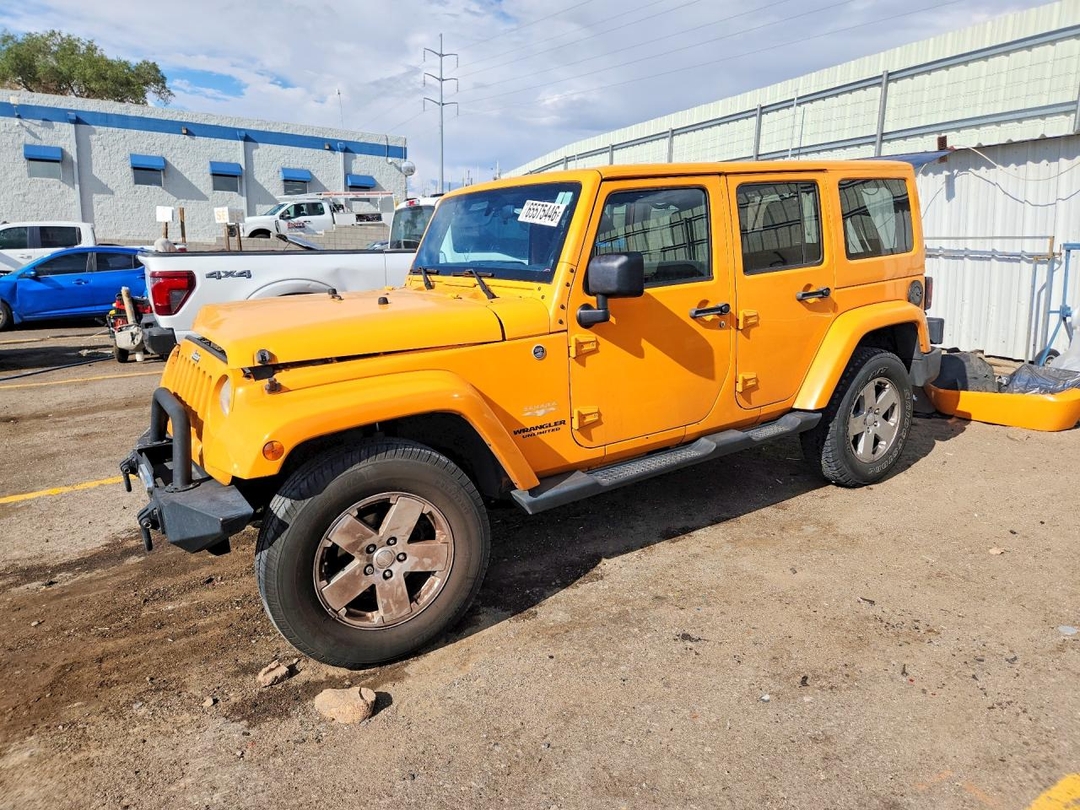 Вид 2012 JEEP WRANGLER UNLIMITED SAHARA, угол 1