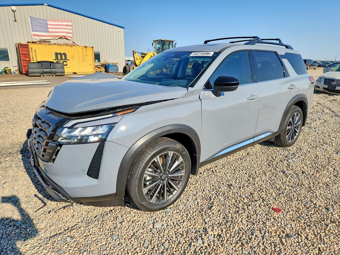 منظر 2026 NISSAN PATHFINDER PLATINUM، زاوية 1