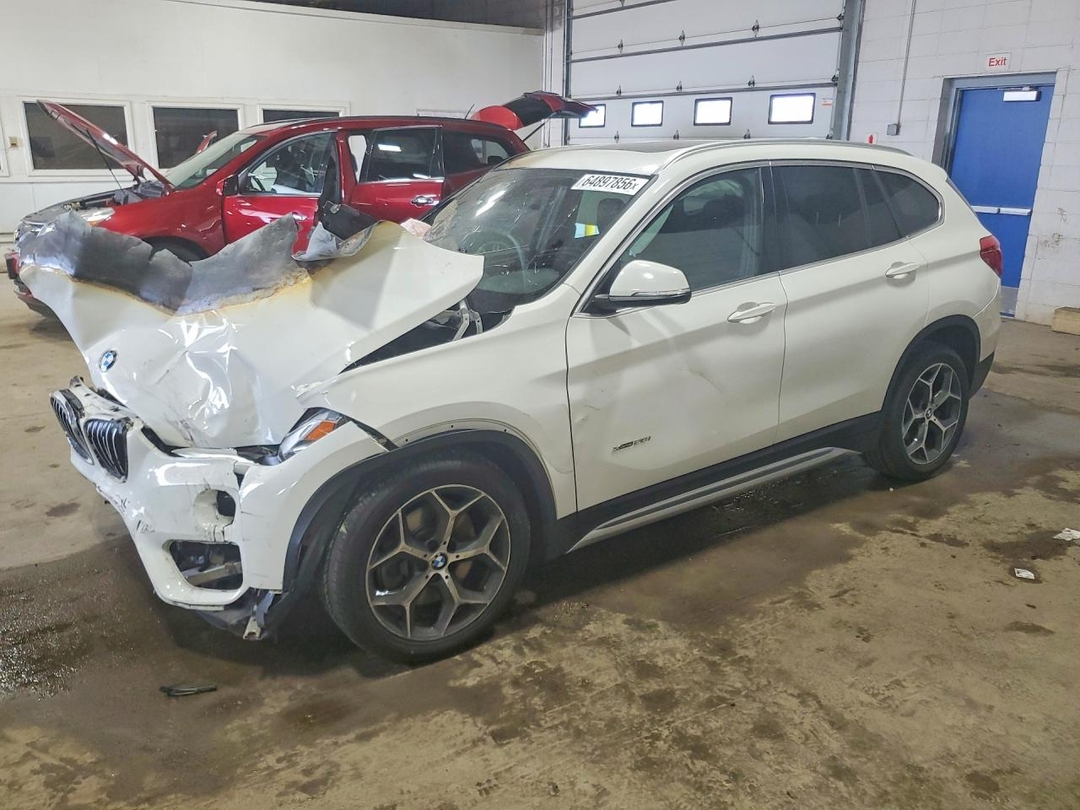 Вид 2018 BMW X1 XDRIVE28I, угол 1
